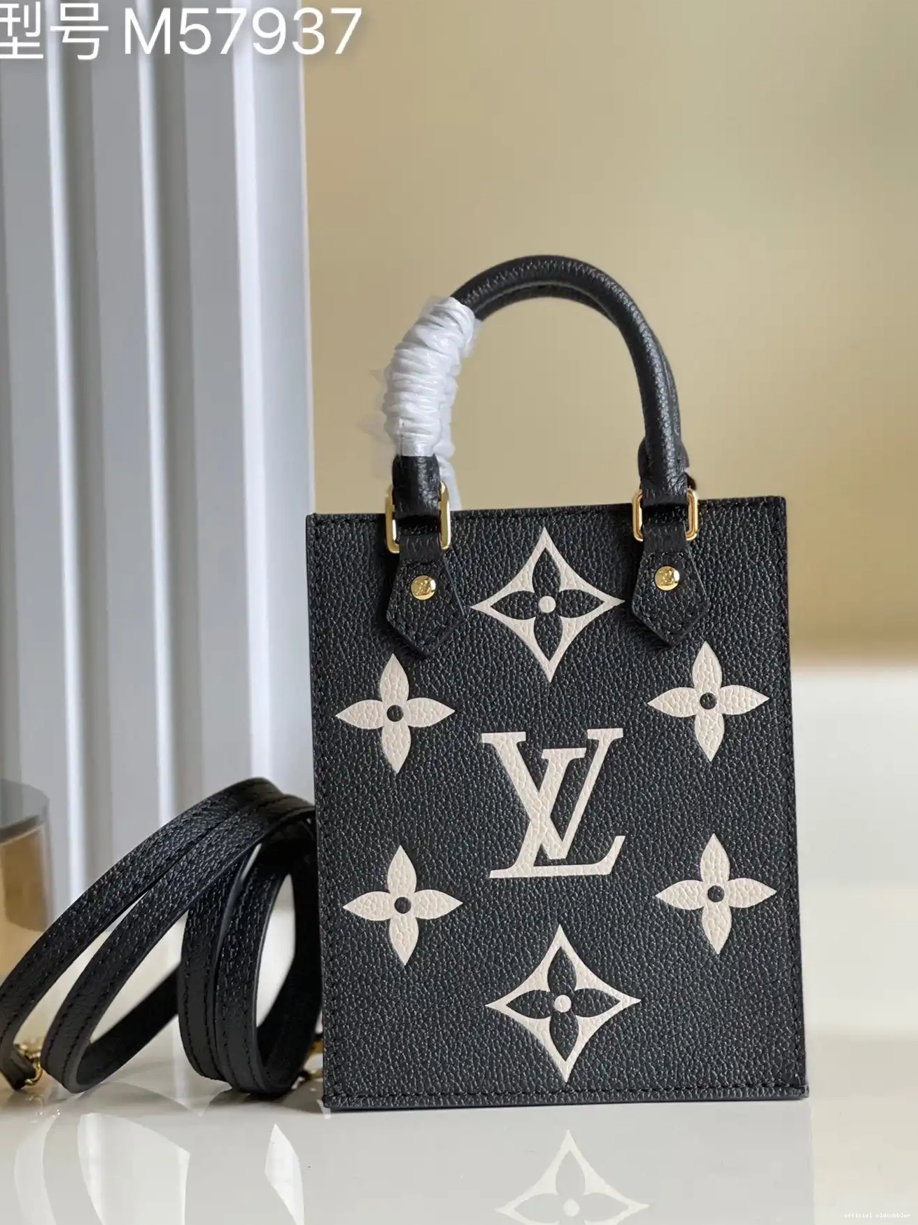 Official oldcobbler VUITTON LOUIS PETIT PLAT SAC 0621